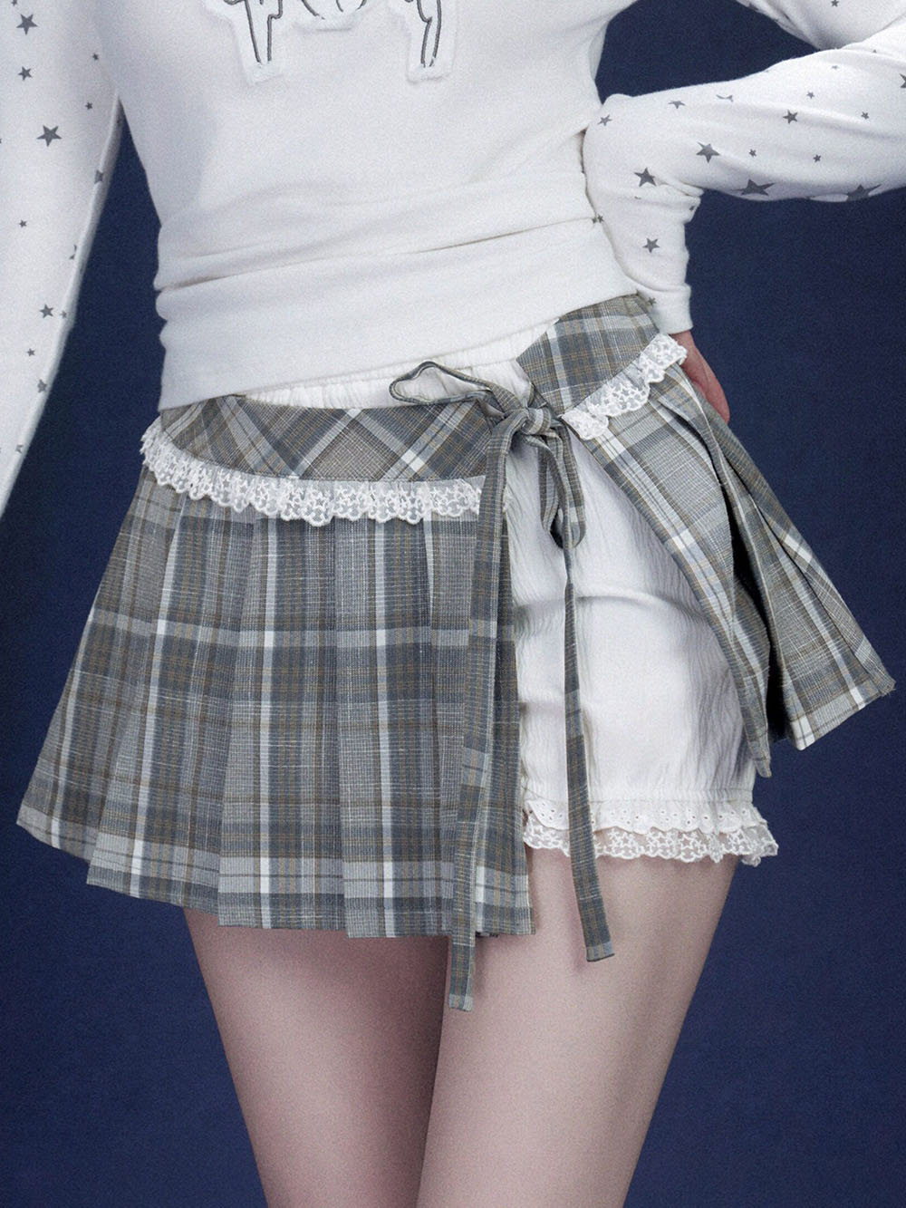 Gray Plaid Lace Trim Pleated Mini Skirt