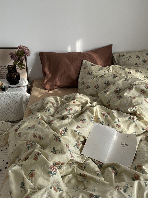 Vintage Floral Cotton Bedding Set