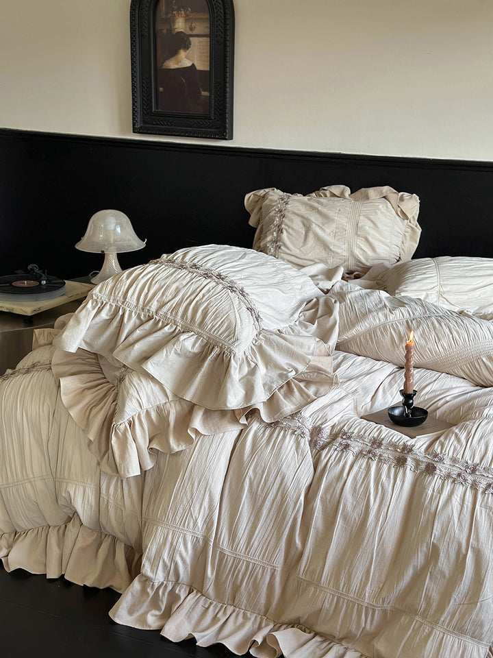 Country Farmhouse Style Ruffle Bedding Set