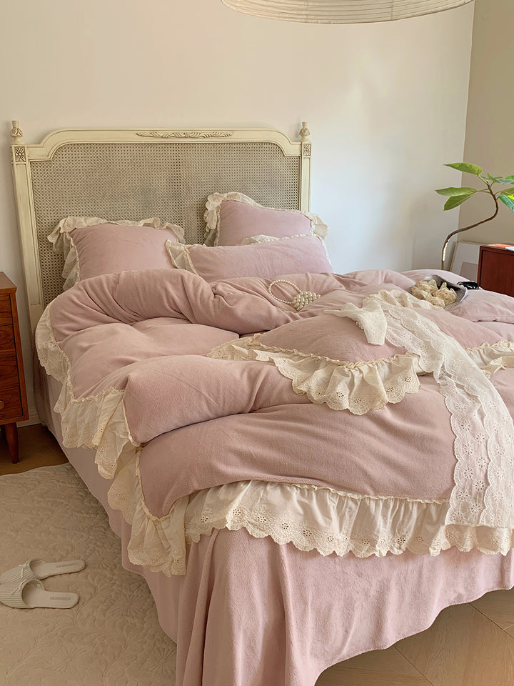 Romantic French Princess Style Winter Milk Velvet Bedding Set