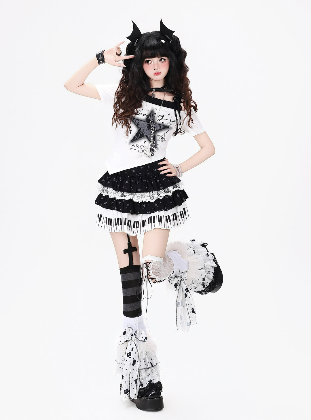 Star Graphic T-Shirt Piano Key Skirt