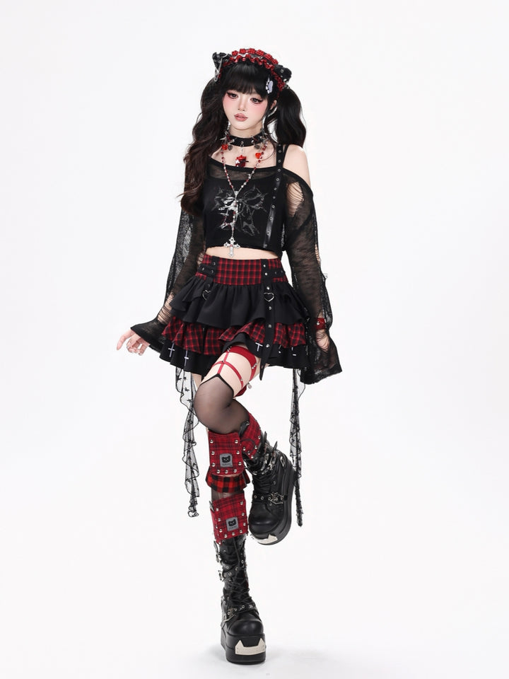 Gothic Bow Graphic Cropped Tank Top