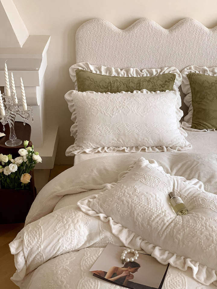 French Milk Velvet Warm Bedding Set