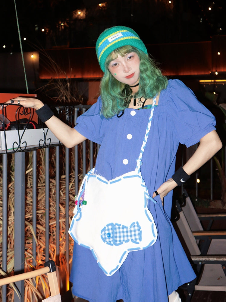 Star-Shaped Fish Embroidery Shoulder Bag