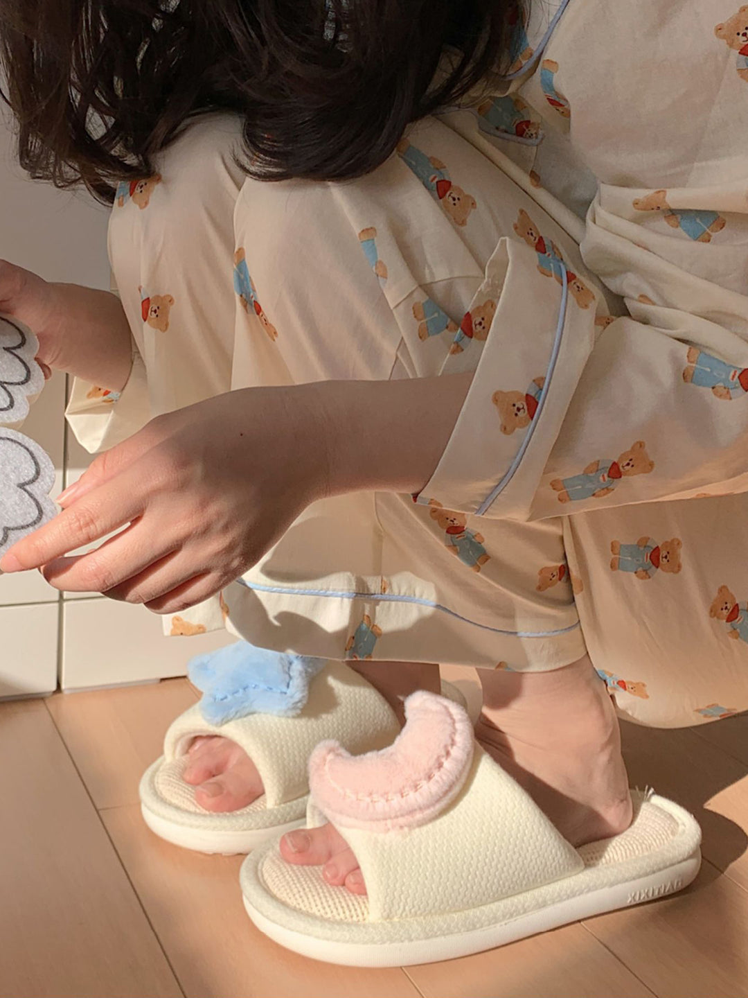Moon Star Linen Slipper