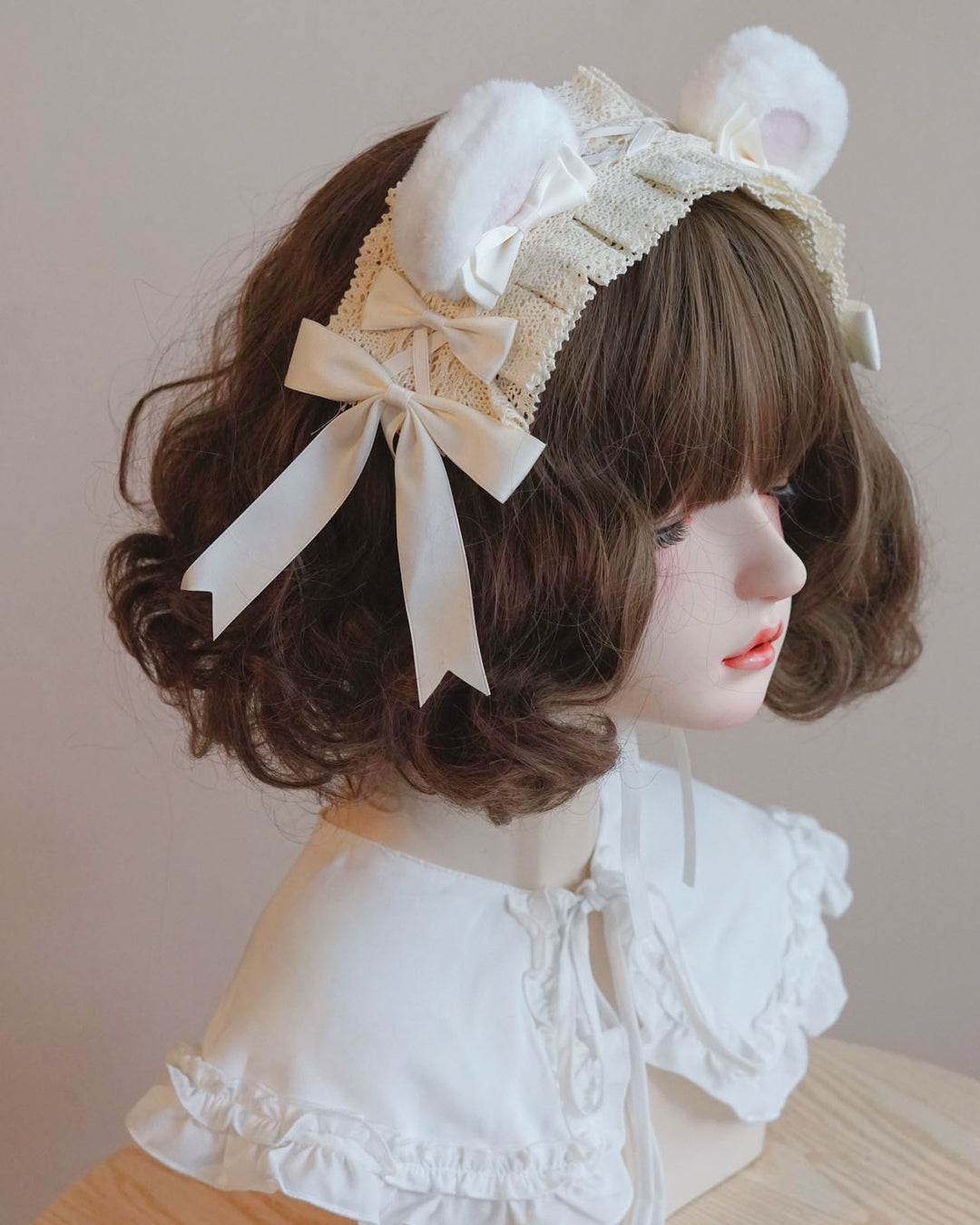 Off-White Bow Lace Bear Ear Headband