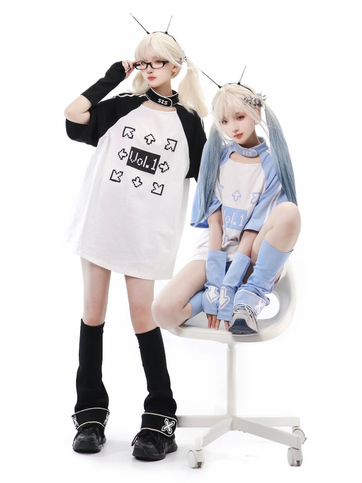Pixel Arrow T Shirt Shorts