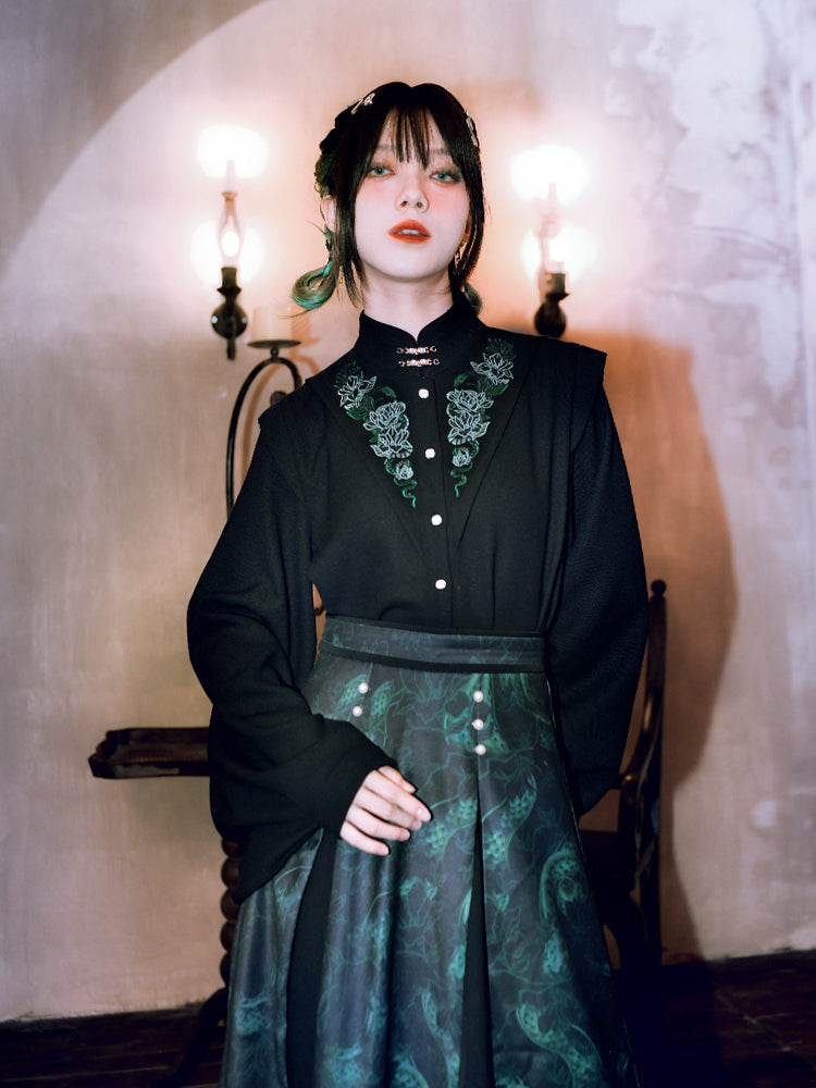 Hanfu-inspired Embroidered Stand Collar Pipa Sleeve Black Shirt