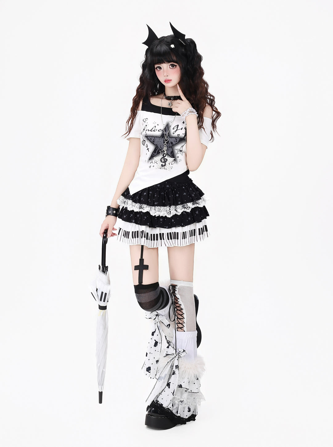 Star Graphic T-Shirt Piano Key Skirt