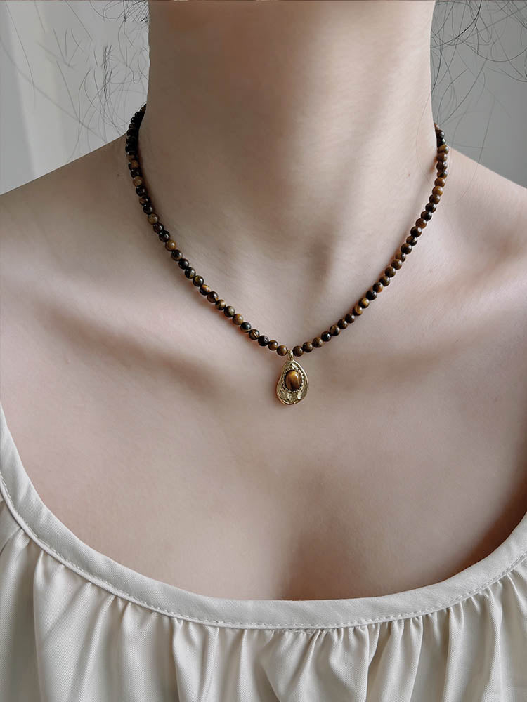 Chinese vintage Meilad tiger's eye stone necklace