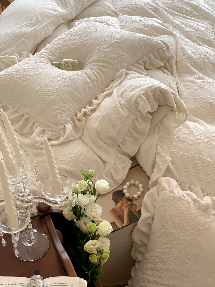 French Milk Velvet Warm Bedding Set