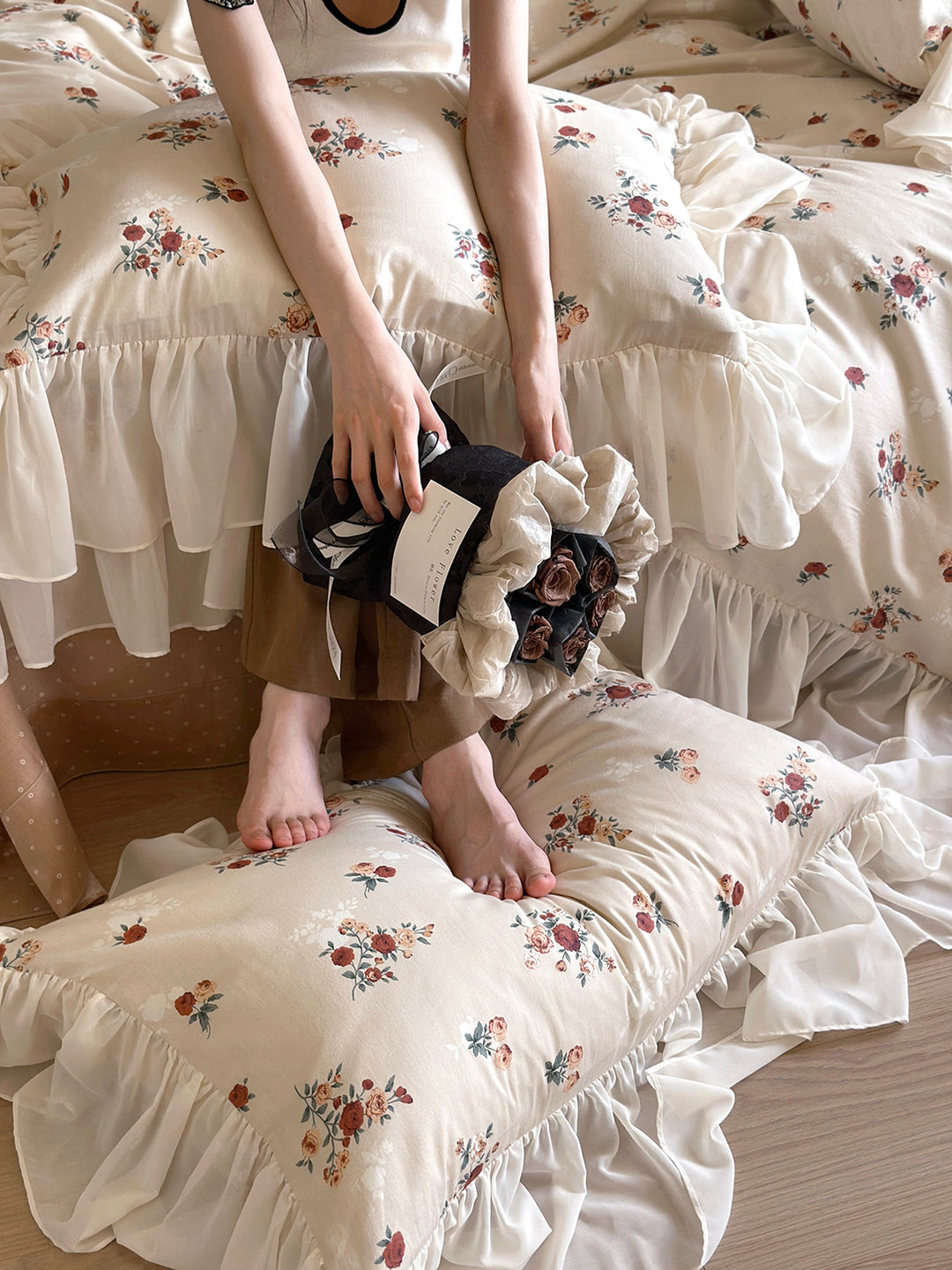 Vintage Rose Cotton Lotus Leaf Edge Bedding Set