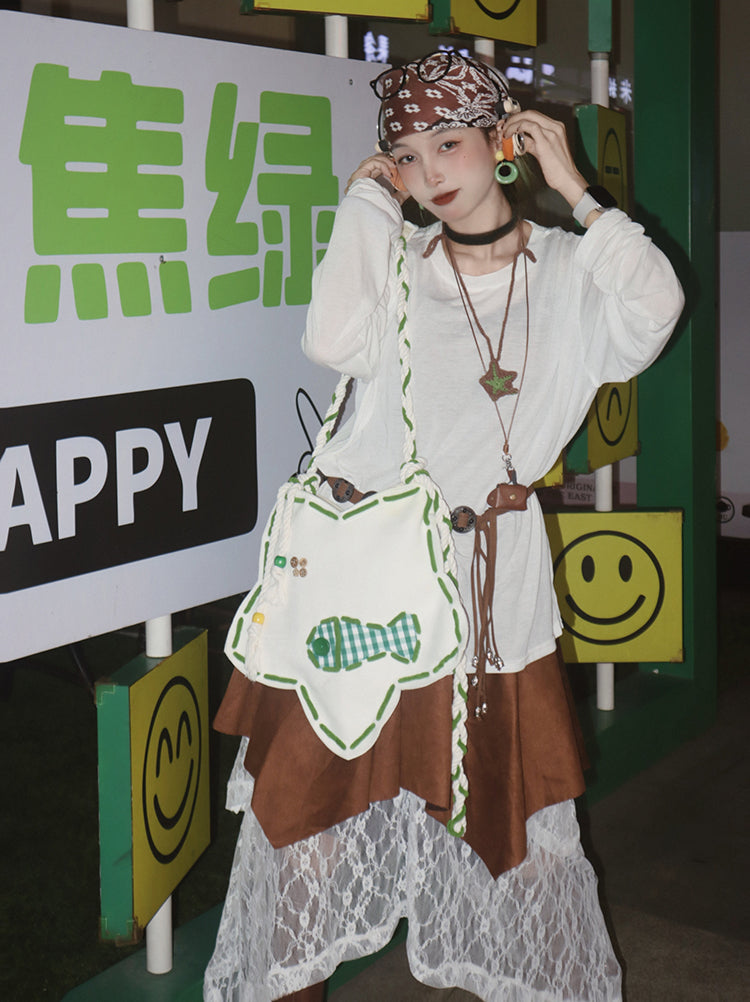 Star-Shaped Fish Embroidery Shoulder Bag