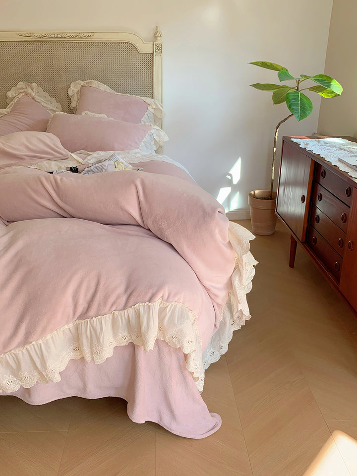 Romantic French Princess Style Winter Milk Velvet Bedding Set