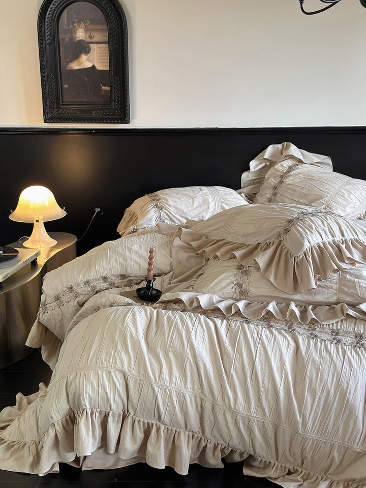 Country Farmhouse Style Ruffle Bedding Set