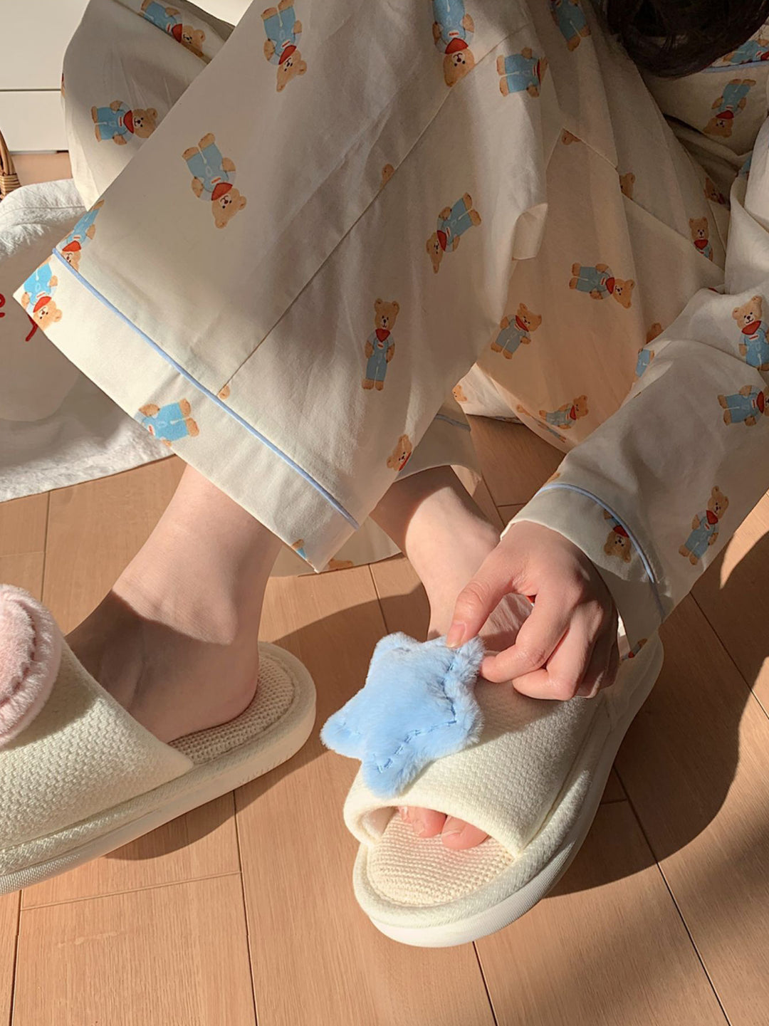 Moon Star Linen Slipper