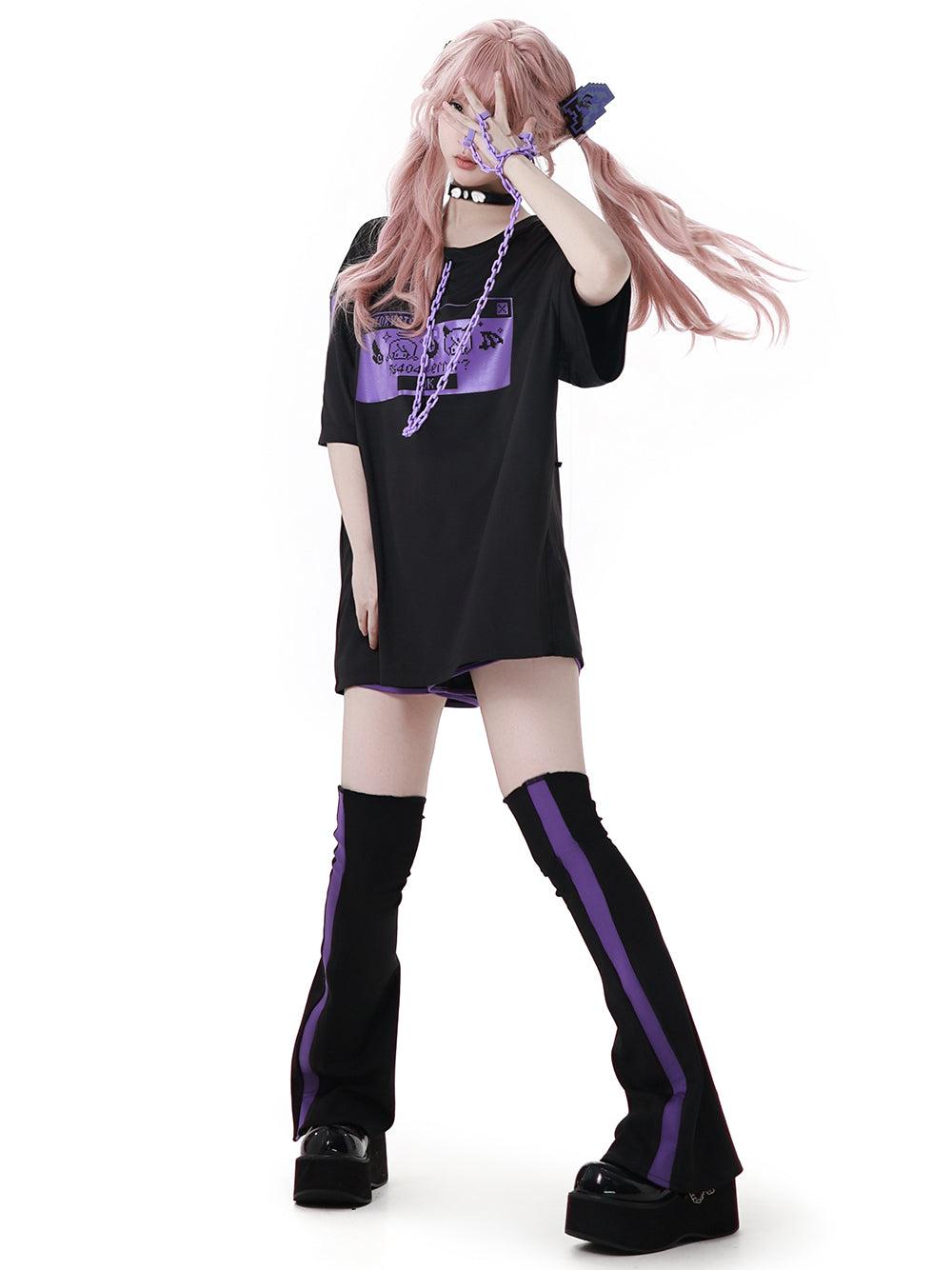 Cyber Y2K Pixel Tee Shorts Leg Warmers Hair Clip