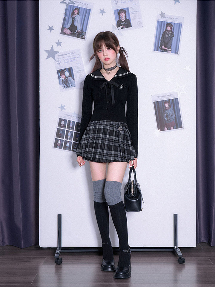 Black Plaid Heart Charm Pleated Skort