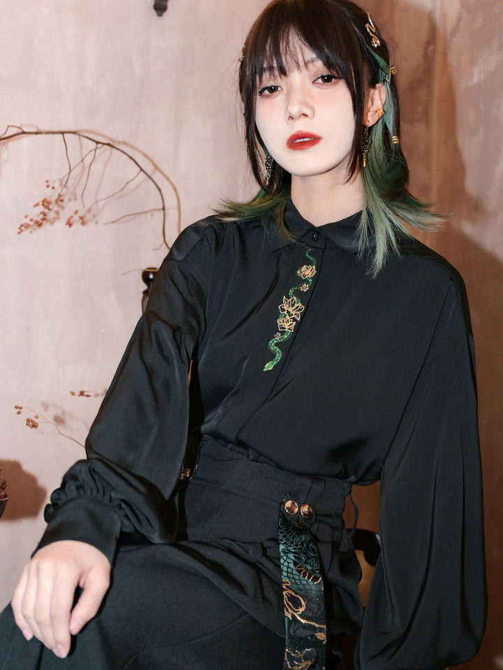 Black Chinese-style shirt with snake embroidery