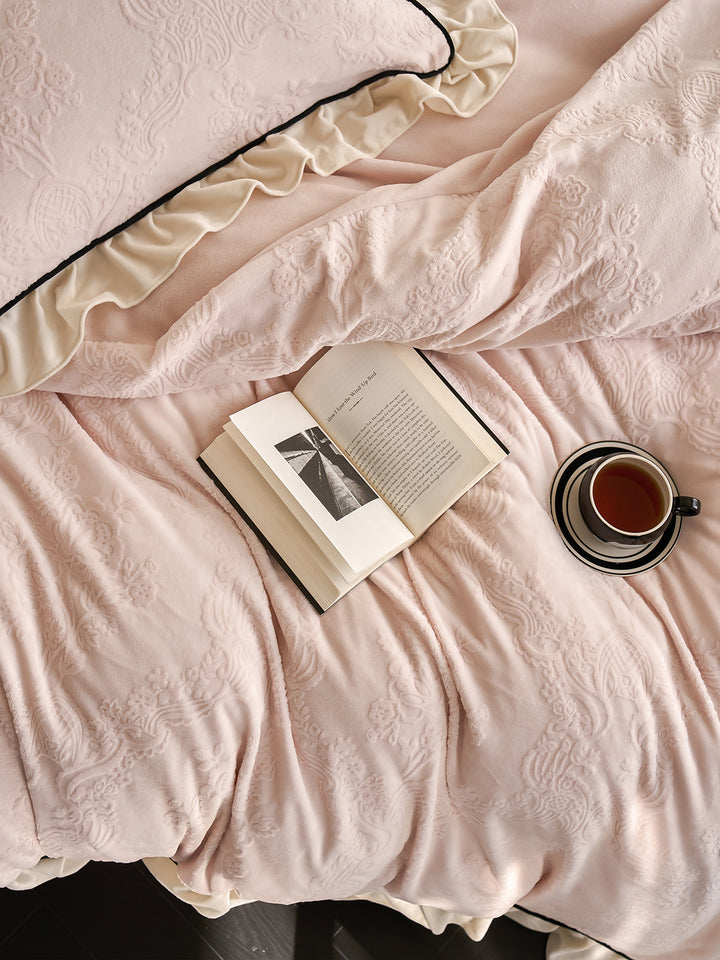 Cozy European Textured Thick Bedding Set