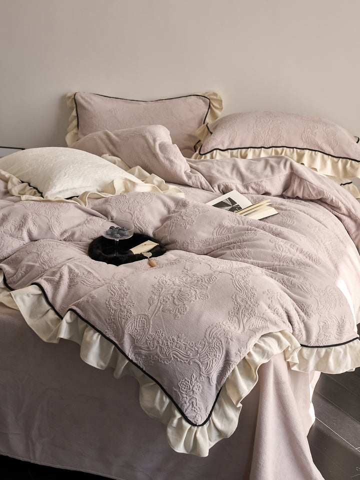 Cozy European Textured Thick Bedding Set