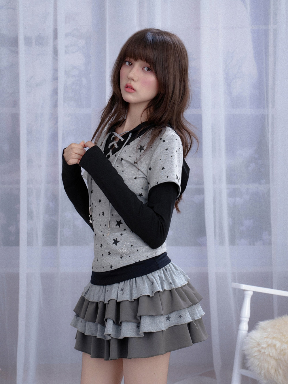 False Two-Layer Star Print Hooded Top