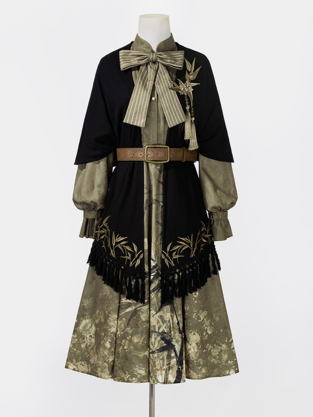 [ Gilded Bamboo Shadows ] Han-inspired Cape & Dress Ensemble