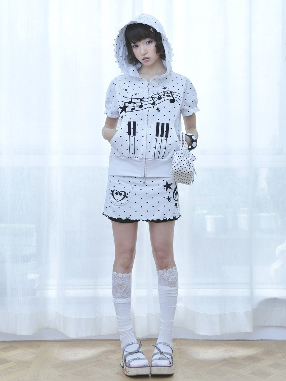 Music Note Polka Dot Short Sleeve Zip Hoodie