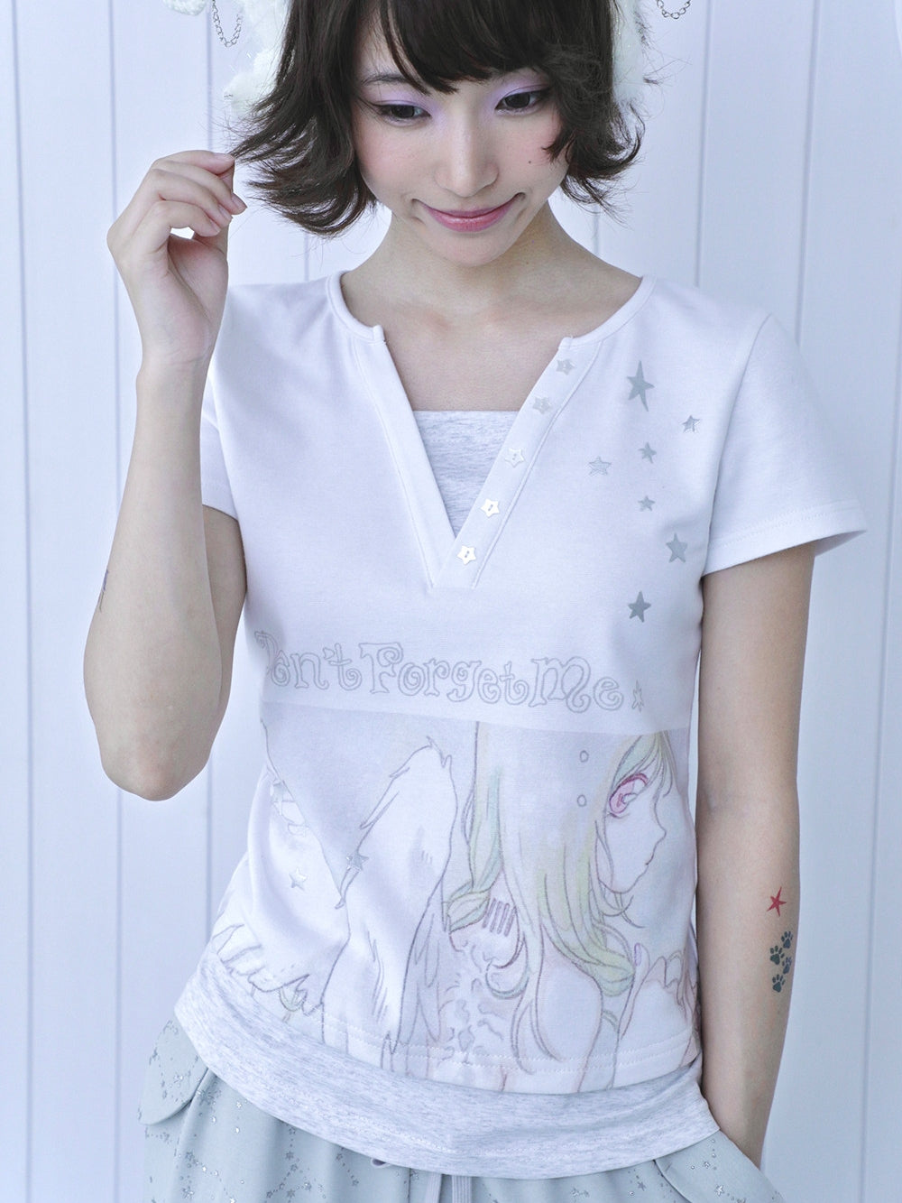 Angel Sketch Faux-Layered Short Sleeve Tee