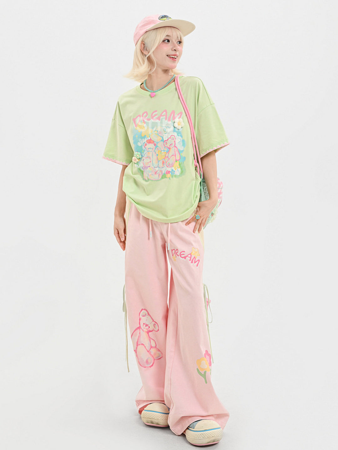 Dream Bear Flower Graphic T-Shirt