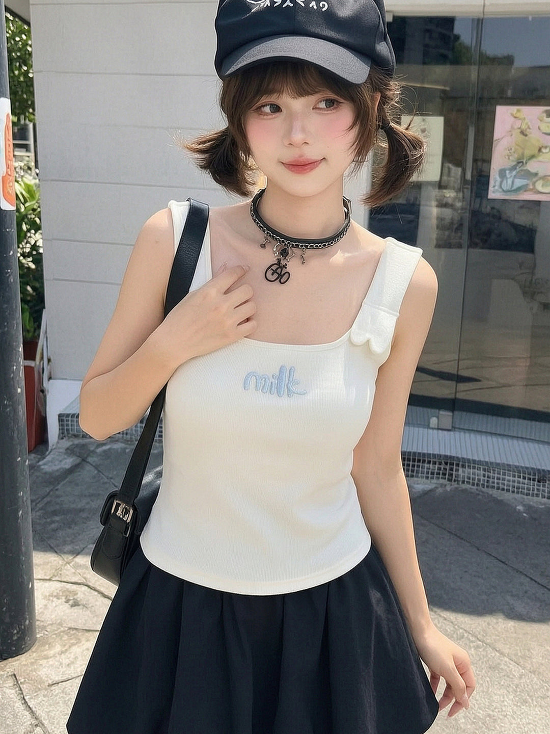 Milk Cat Appliqué Tank Top
