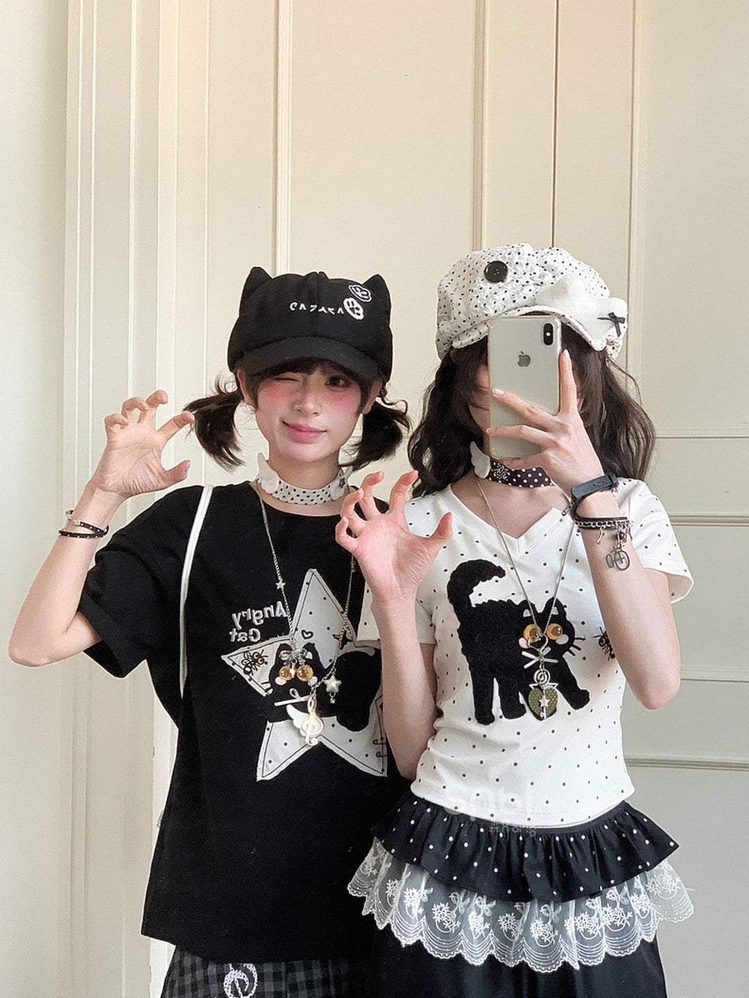 Cat-and-Bee Appliqué V-Neck T-Shirt