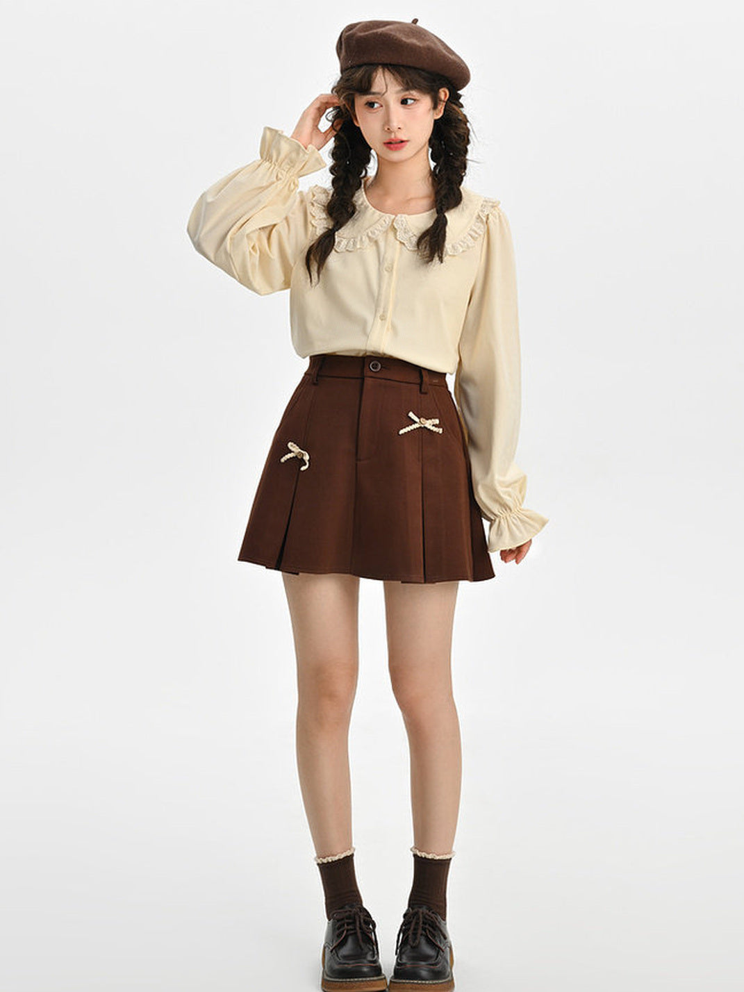 Scalloped Lace Peter Pan Collar Blouse