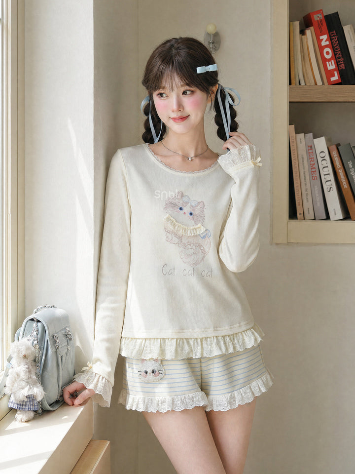 Cat Graphic Lace Ruffle T-Shirt