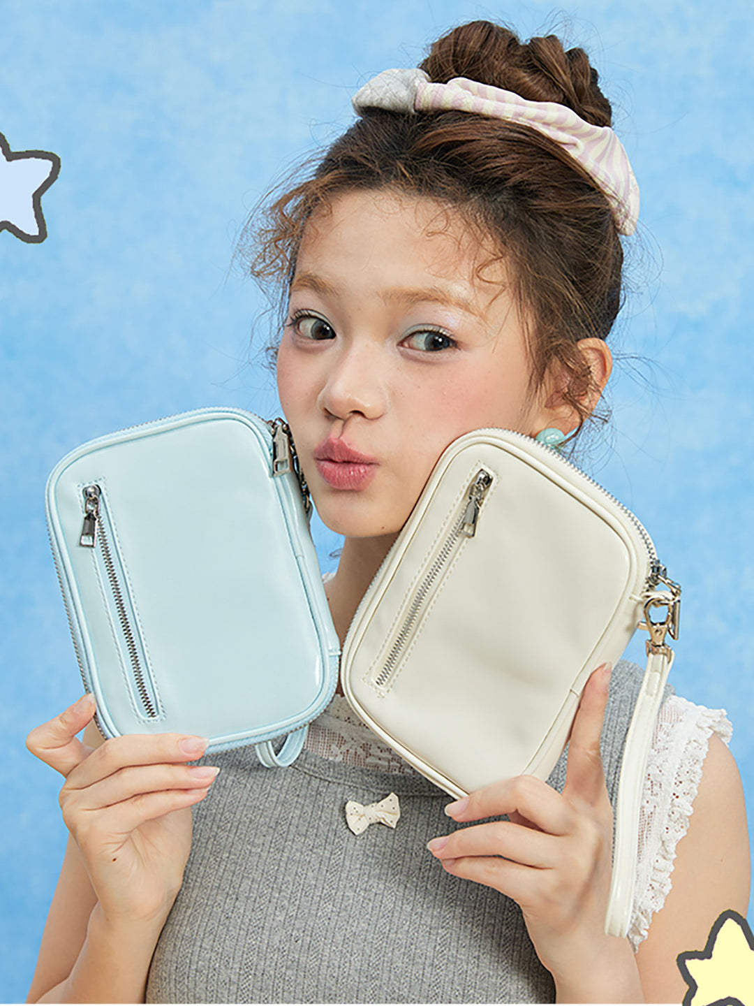 Heart Window Wristlet Card Organizer