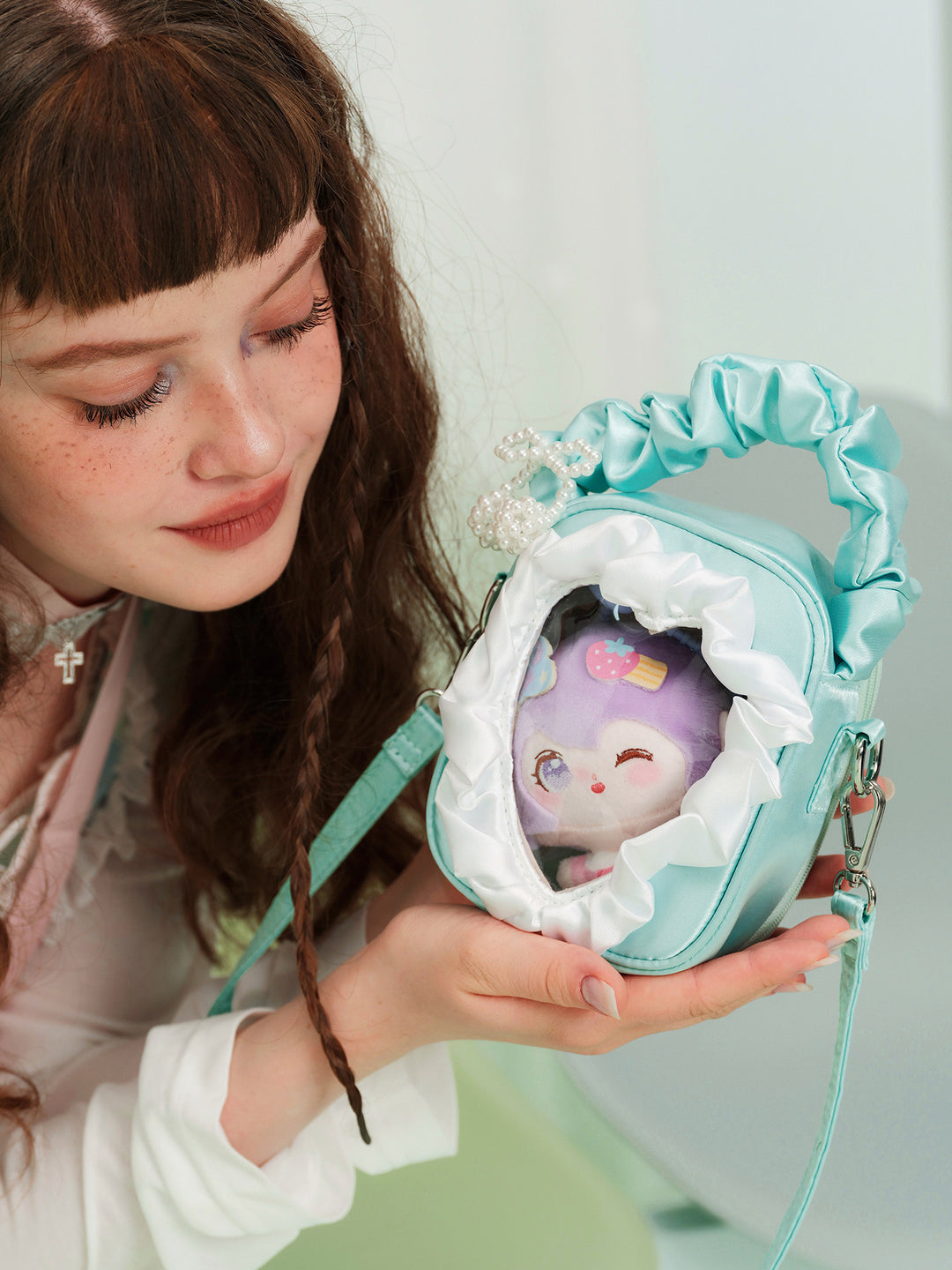 Ruffle Heart Window Mini Ita Bag