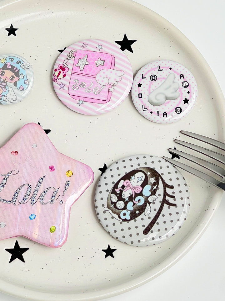 Pastel Graphic Pin Badge
