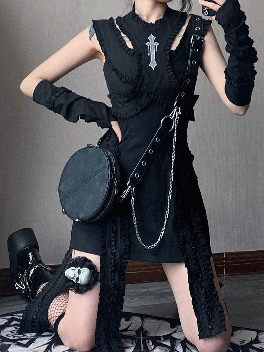 Y2K Ruffle Fingerless Arm Warmers