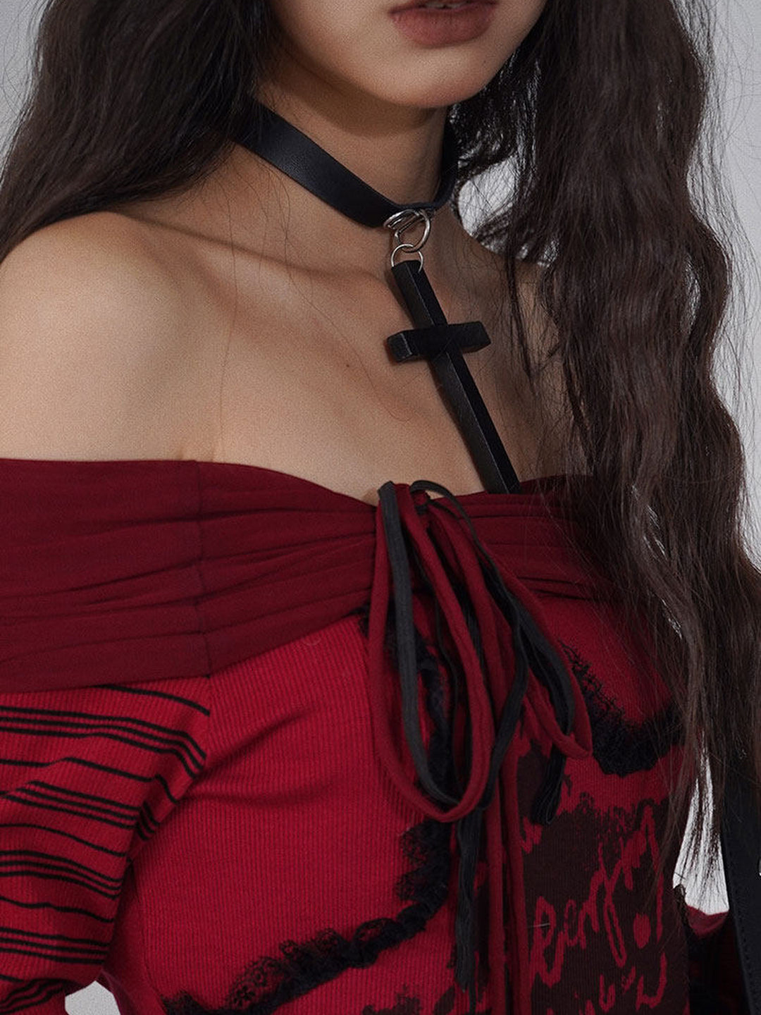 Gothic Asymmetric Graphic Panel Top