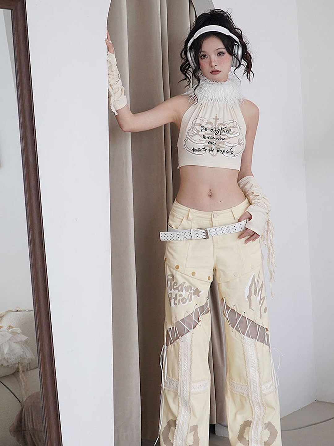 Fuzzy Collar Graphic Halter Top