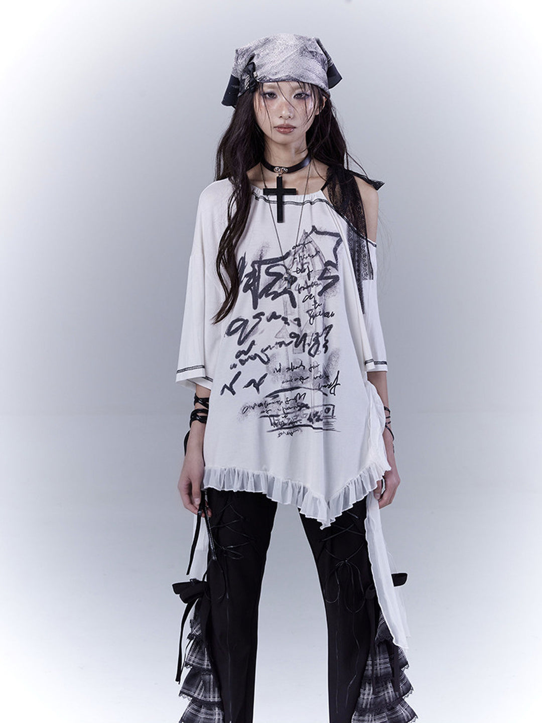 Gothic Ruffle Hem Graphic T-Shirt