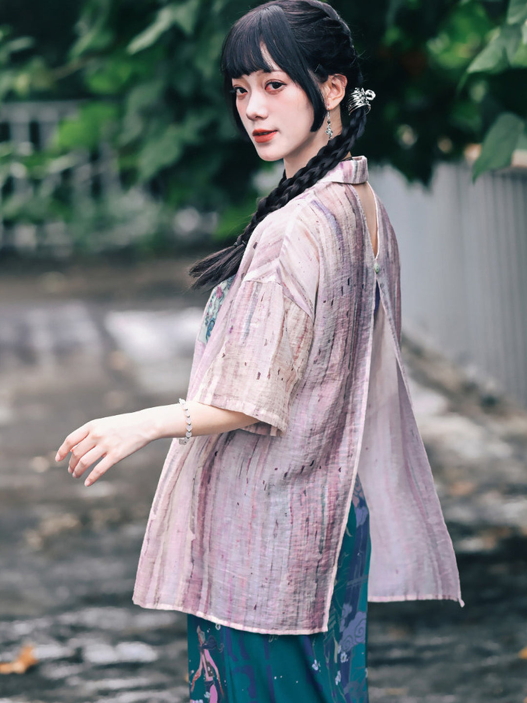 Abstract Print Embroidered Patch Short Sleeve Shirt