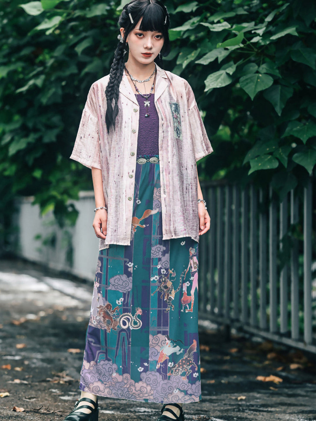 Abstract Print Embroidered Patch Short Sleeve Shirt