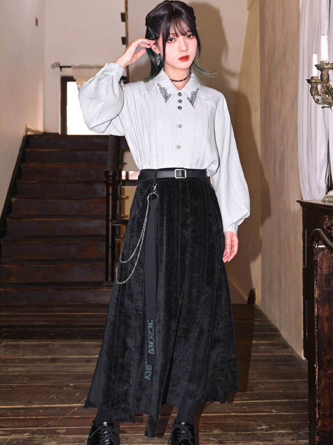 White Embroidered Collar Lantern Sleeve Shirt