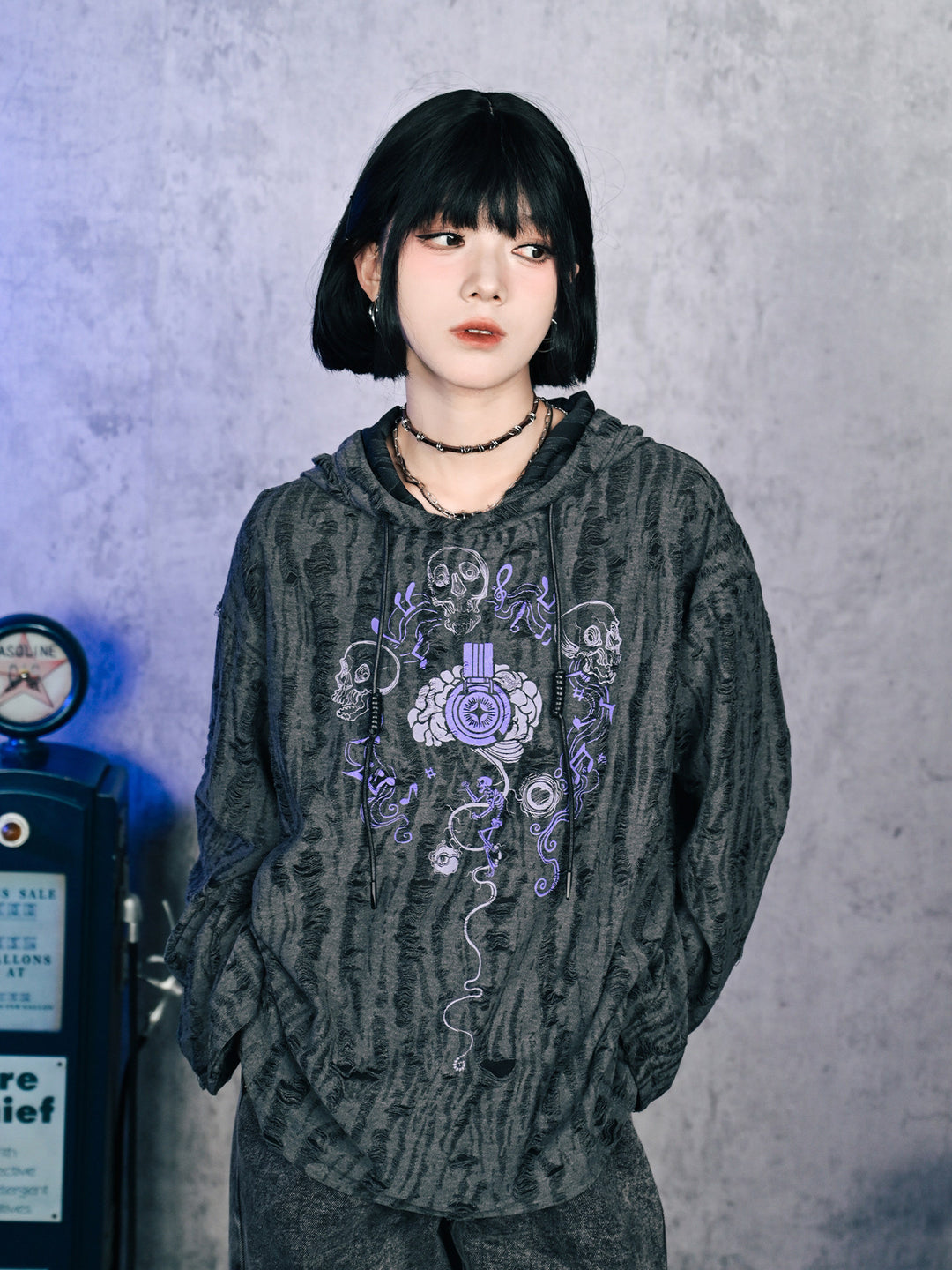 Black Distressed Skull Graphic Hoodie