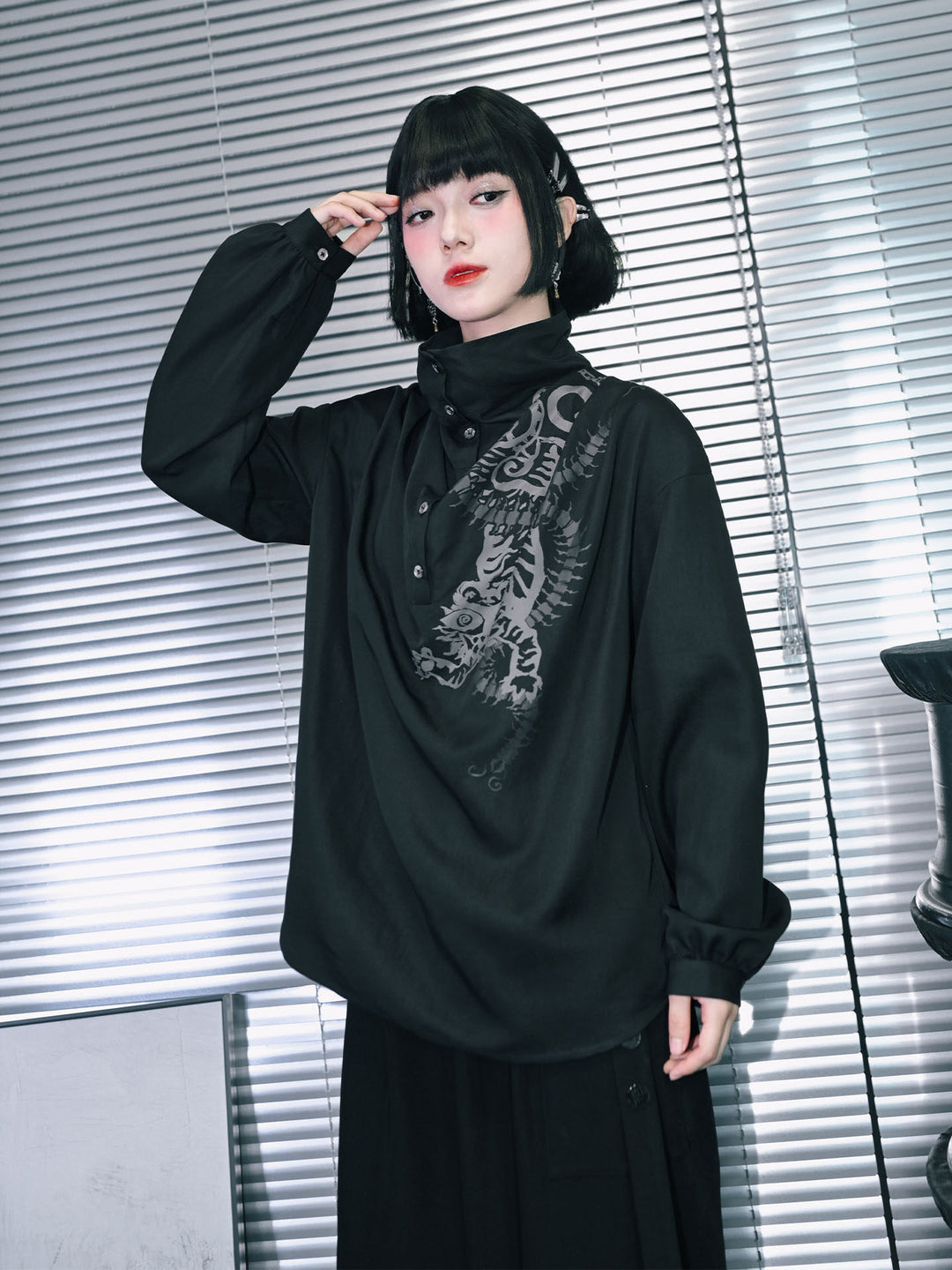 Black Five Poisons Graphic High-Neck Shirt