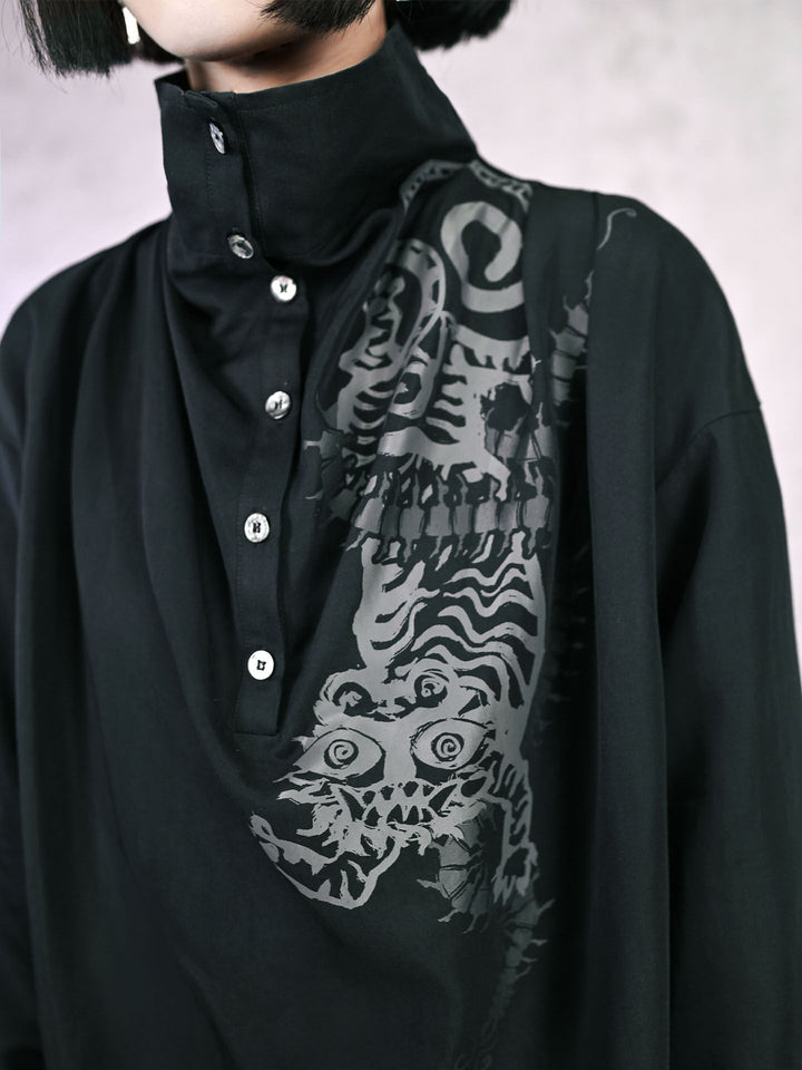 Black Five Poisons Graphic High-Neck Shirt