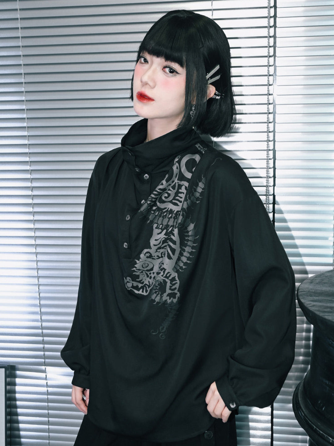 Black Five Poisons Graphic High-Neck Shirt