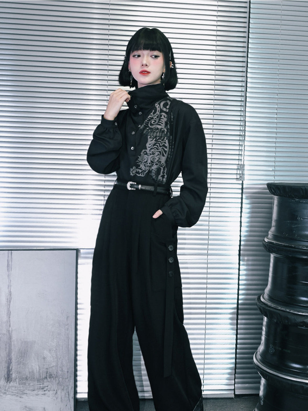 Black Five Poisons Graphic High-Neck Shirt