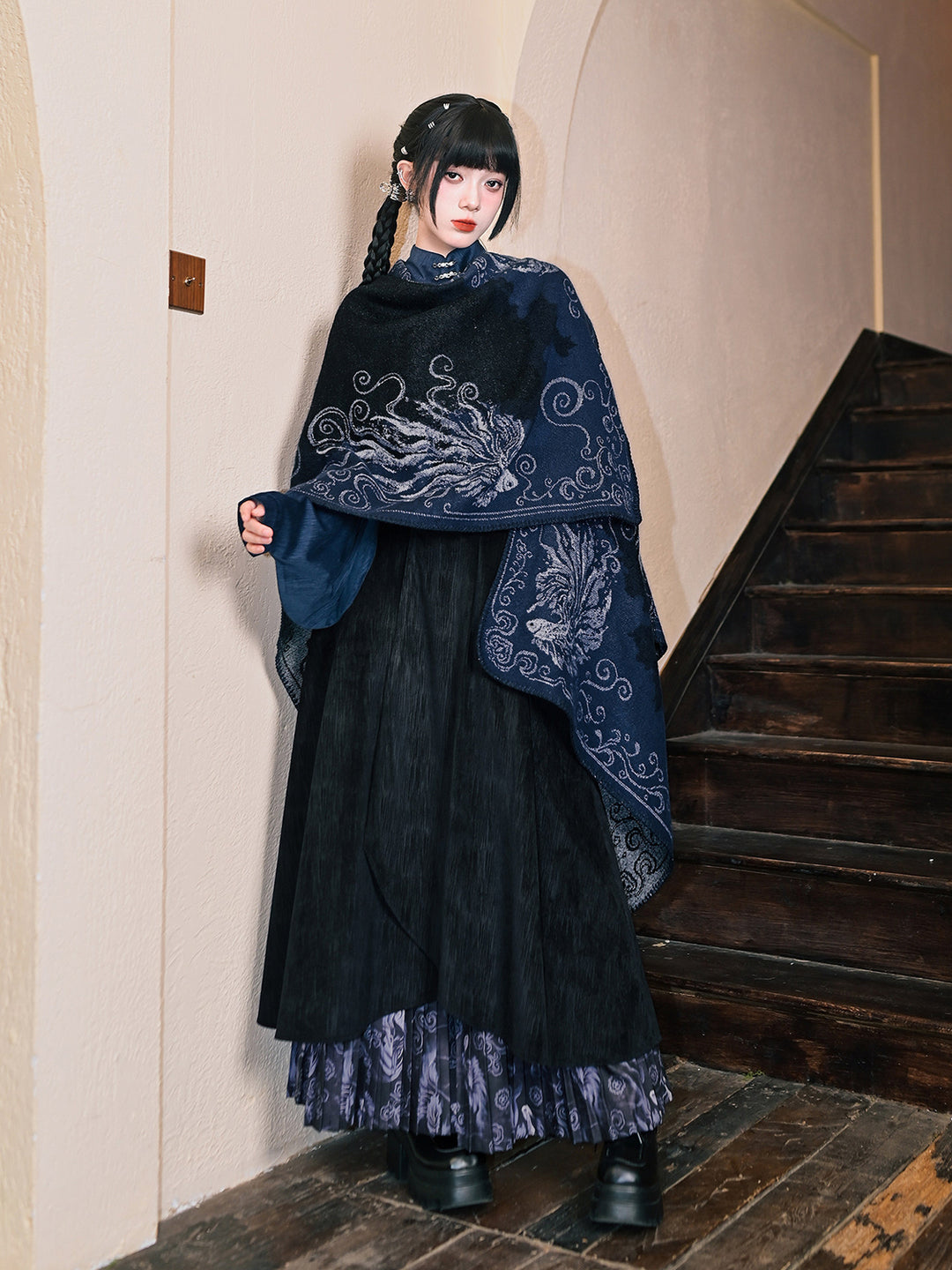 Chinese-Inspired Phoenix Jacquard Cape Shawl